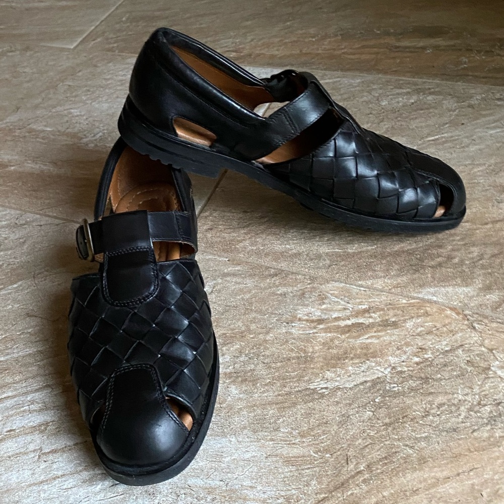 Allen Edmonds Tivoli Black Fisherman’s Sandal